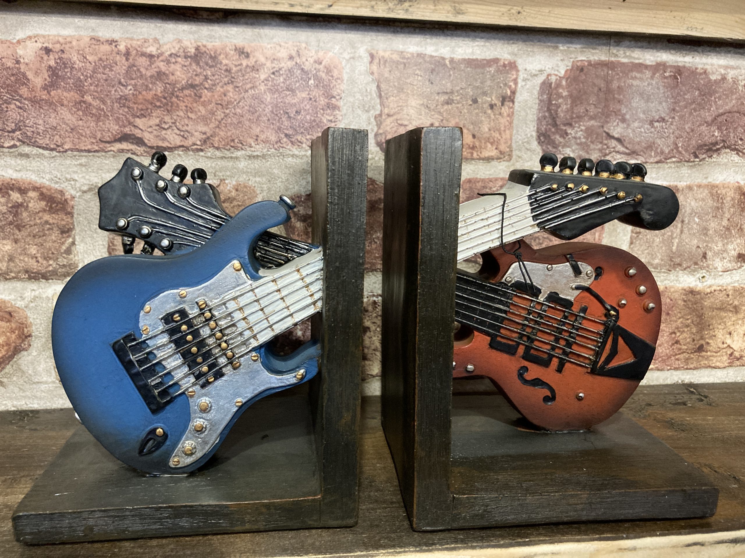 Shelf Tidy / Bookends Electric Guitars pair
