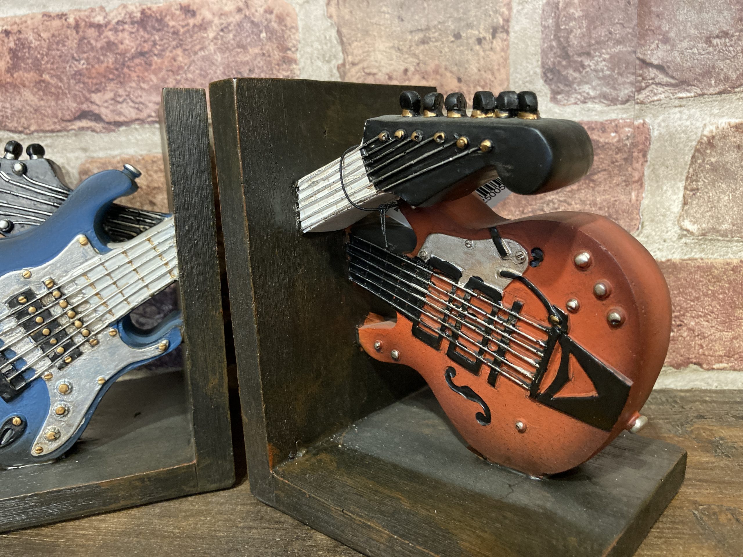 Shelf Tidy / Bookends Electric Guitars pair - Image 2