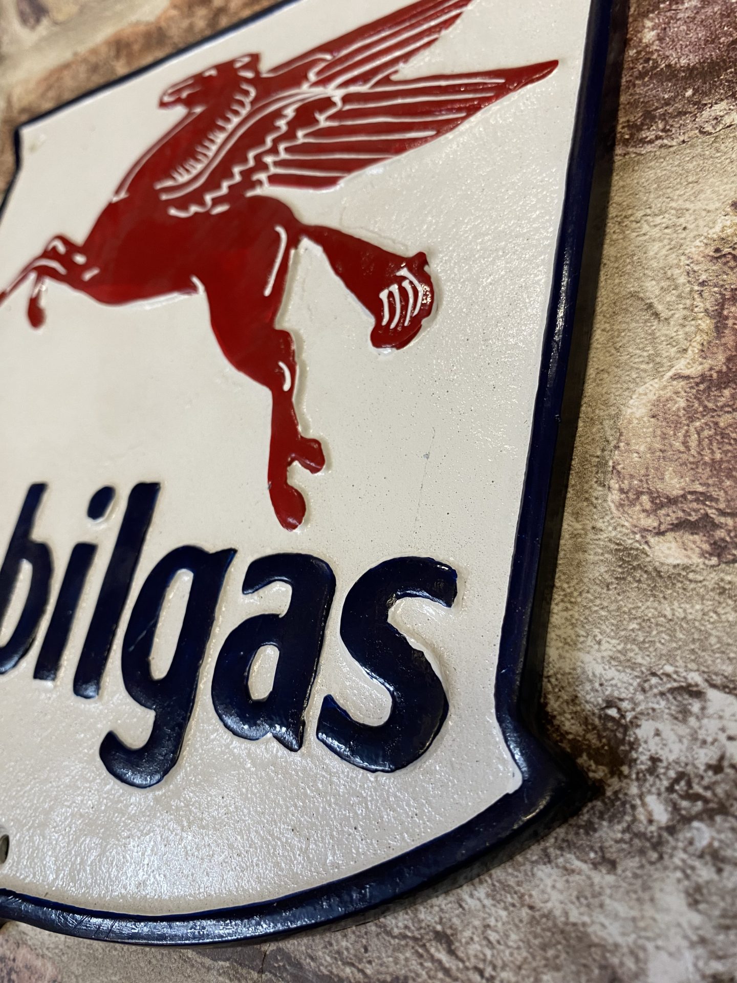 Aluminium Wall Plaque Mobilgas - Image 2