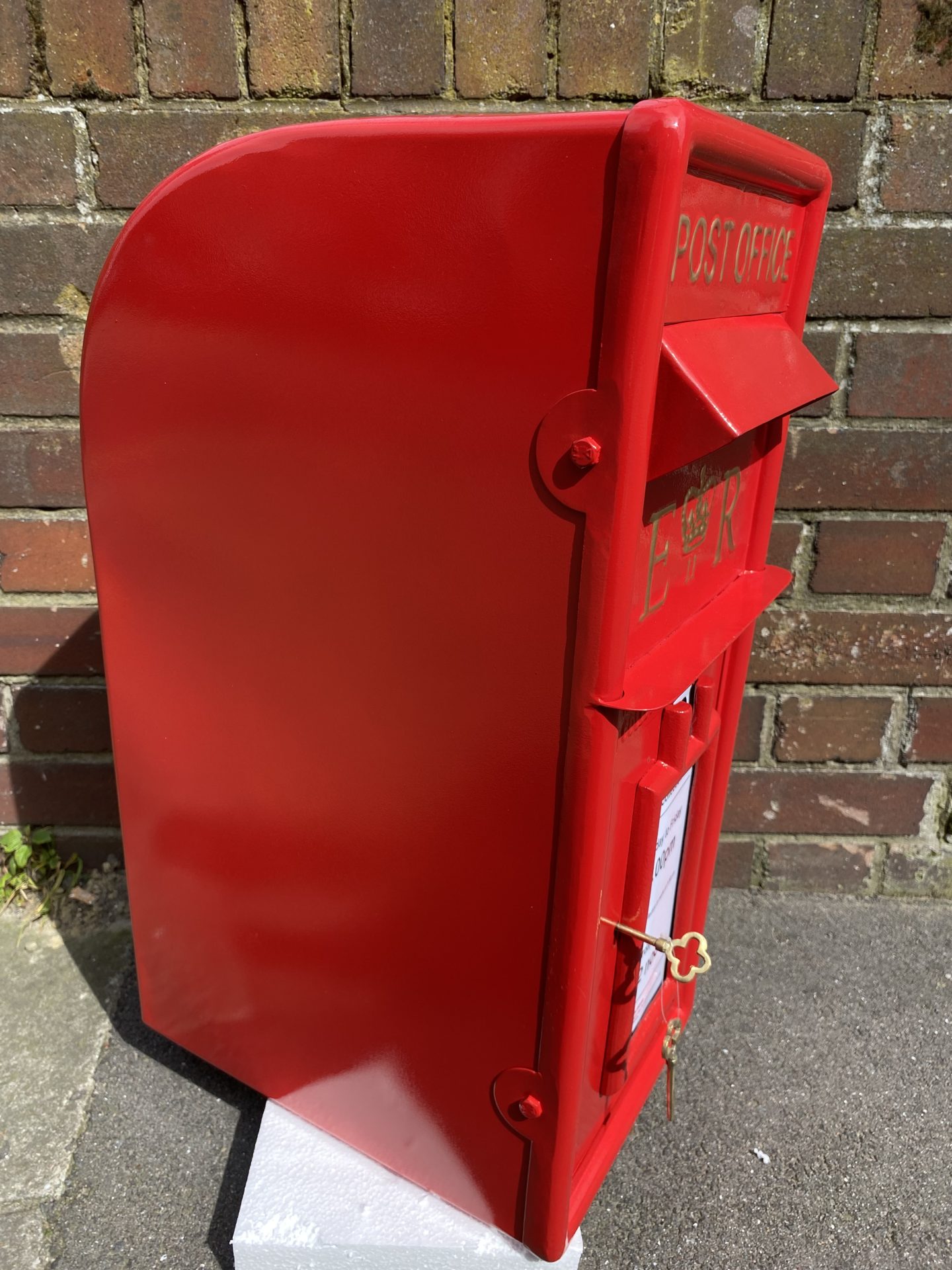 Pressed Steel Royal Mail Post Box Complete Pressed Steel (a few marks/small dents) - Image 5