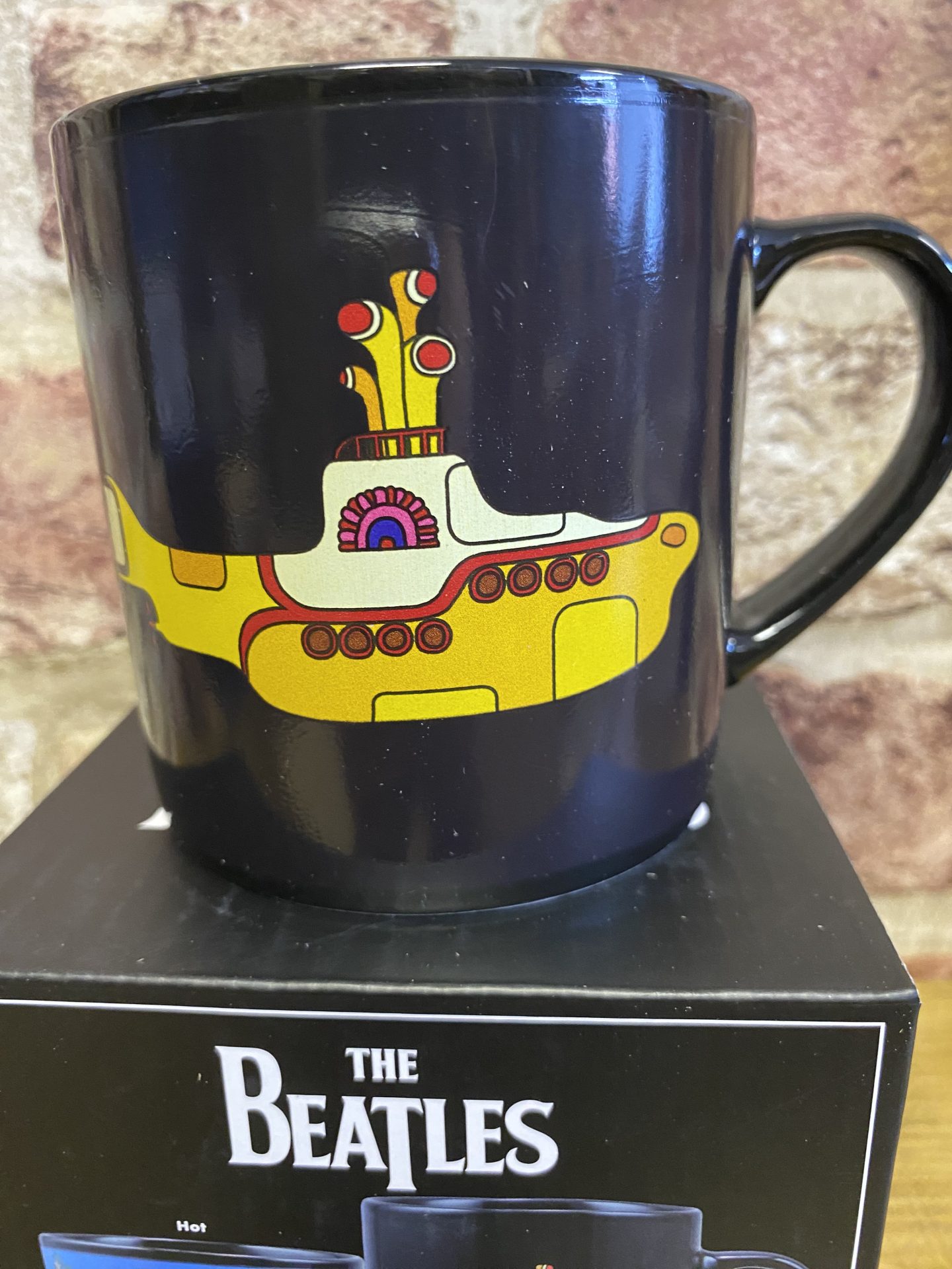 The Beatles Heat Changing Mug Yellow Submarine - Image 7