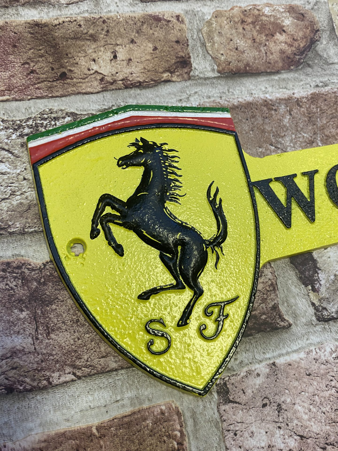 Cast Iron Ferrari Workshop Arrow Wall Sign/Plaque - Image 2