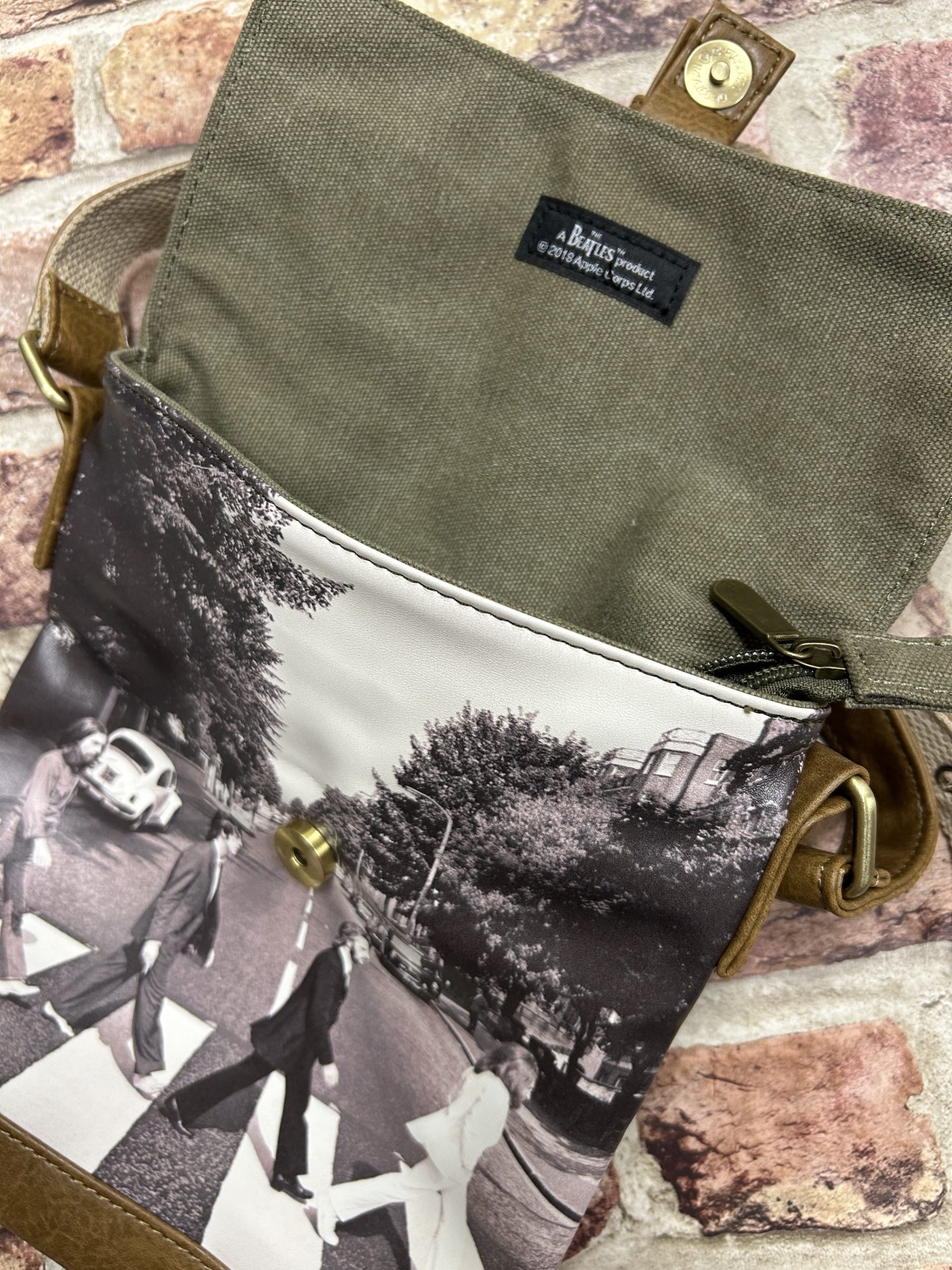 The Beatles Abbey Road Green Canvas Mini Bag - Image 4