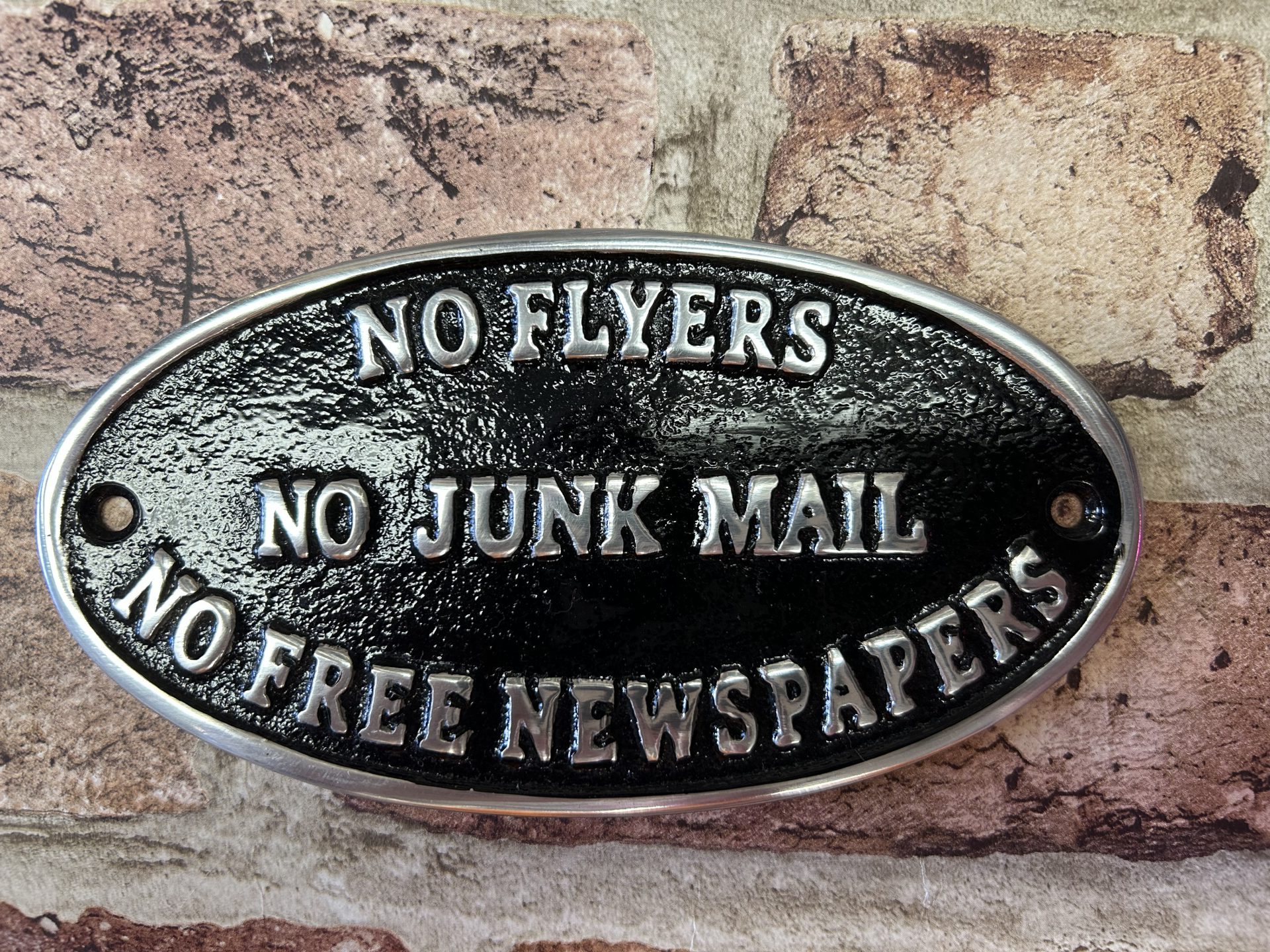 No Flyers, No Junk Mail, No Free Newspapers Polished Aluminium Wall Plaque / Sign
