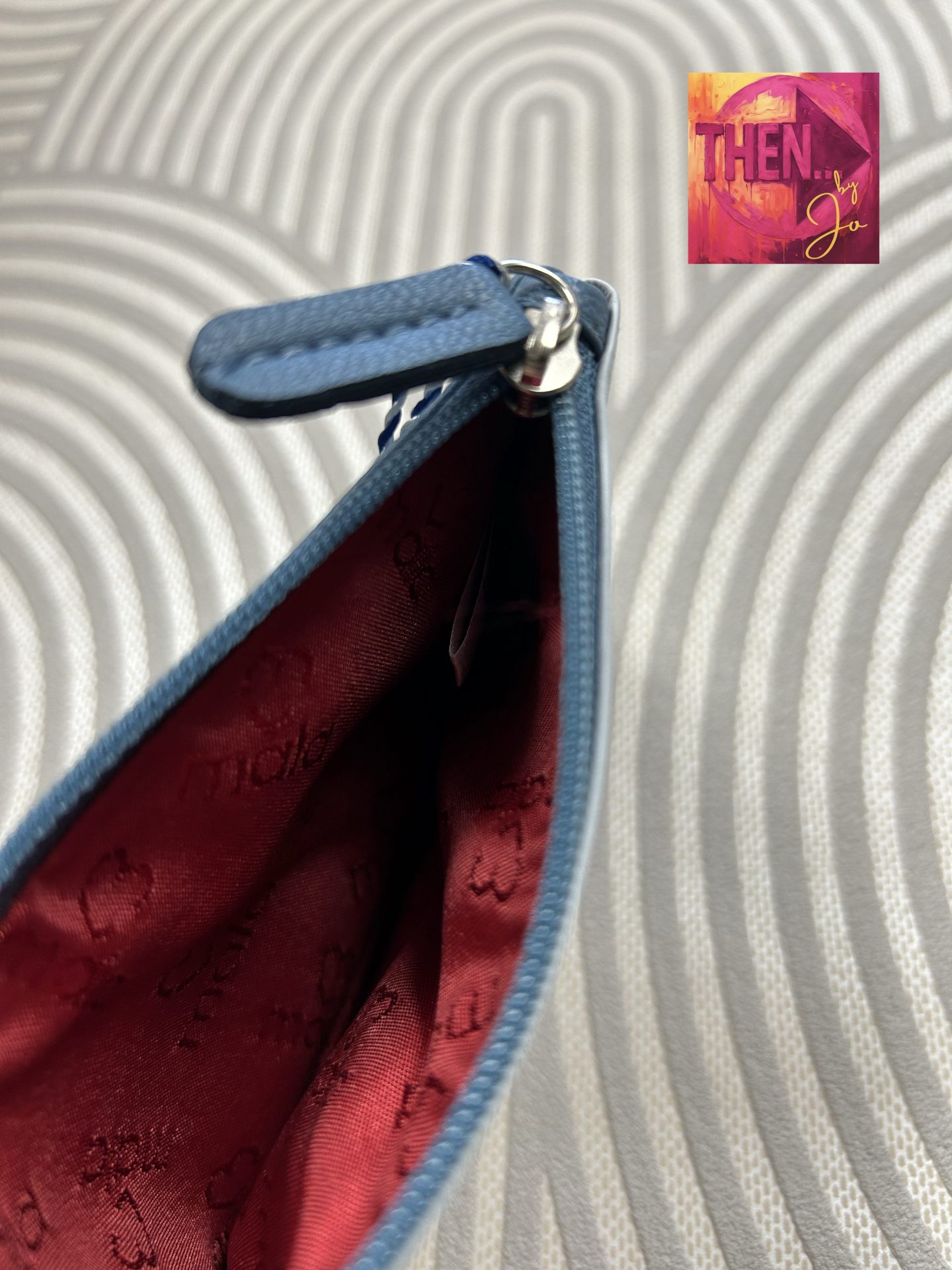 Pinky Penguin Coin Purse - Image 3