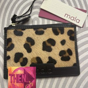 Matrah Card And Coin Holder