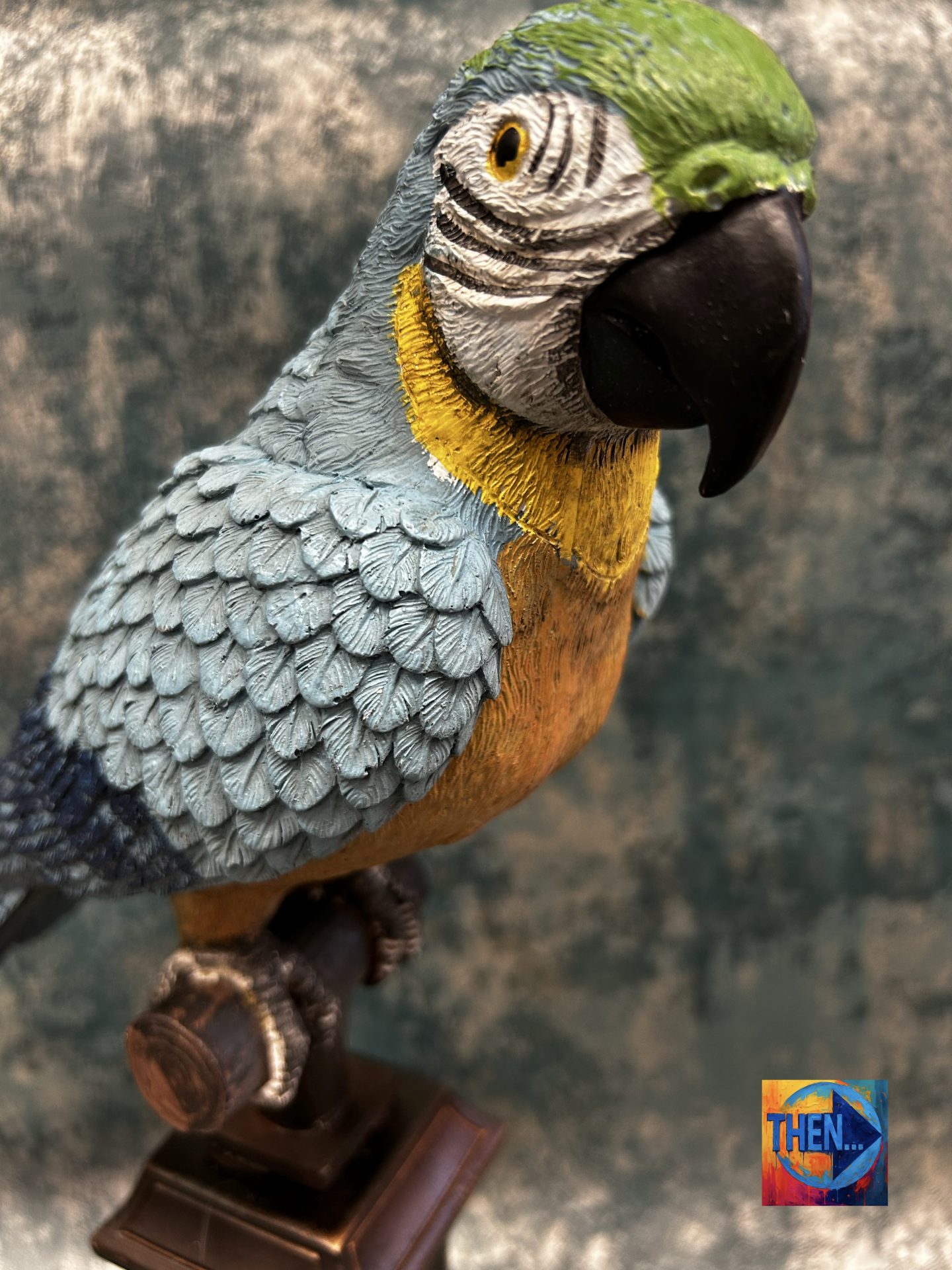 Macaw The Parrot Decorative Ornament - Image 6