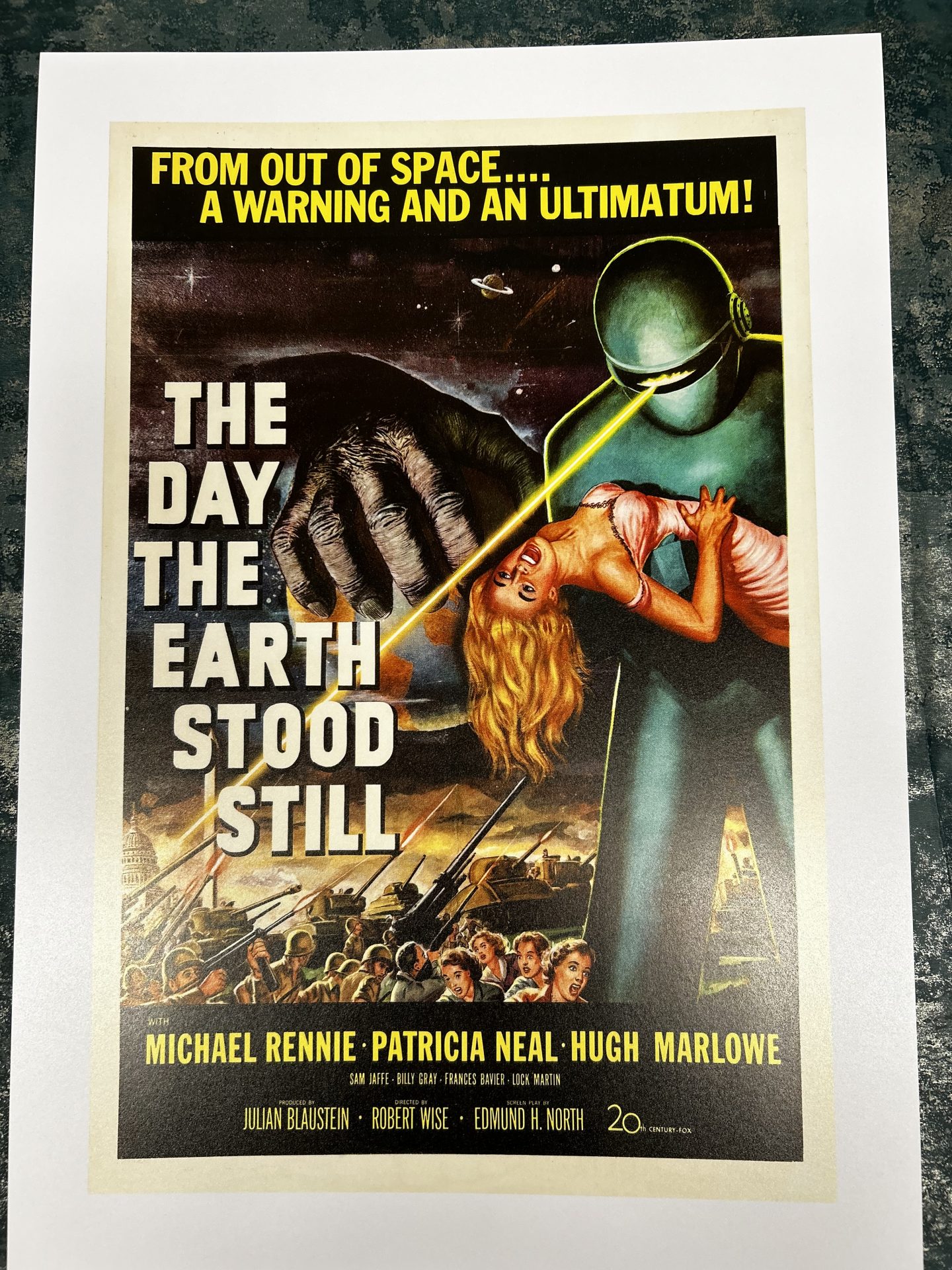 Wall Art Print, The Day The Earth Stood Still Vintage Movie Print A3